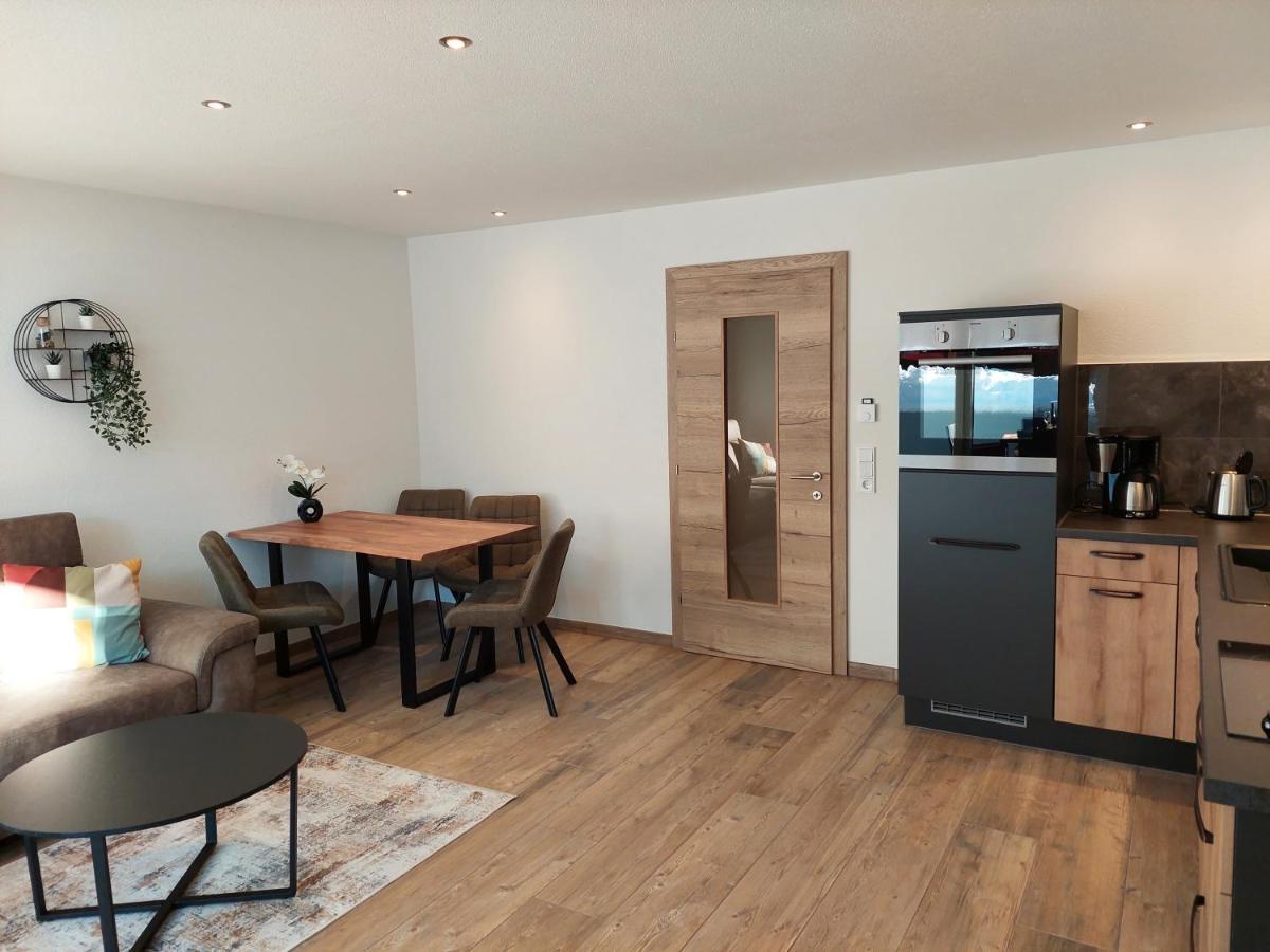 Emilia Apartment *